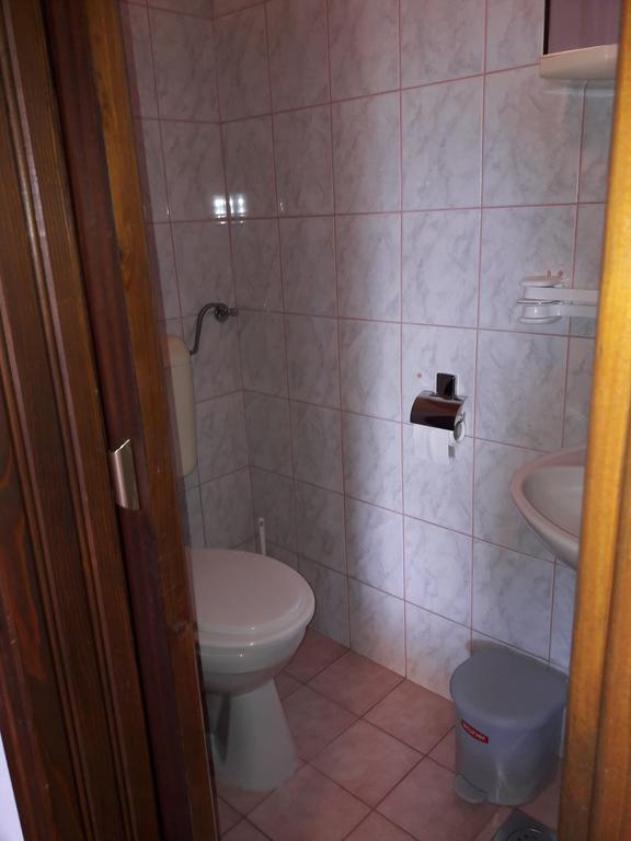 Готель House Anamarija Селище Дрежницько Екстер'єр фото